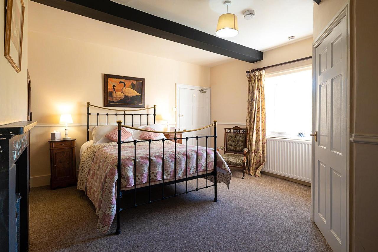 The Powis Arms Inn